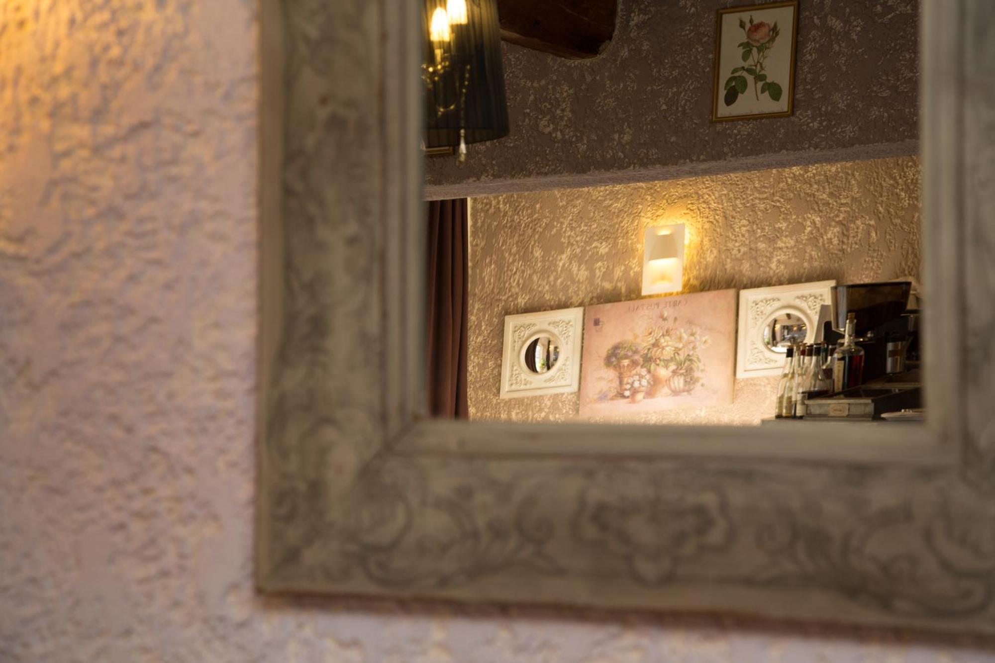 Logis Hotel Restaurant La Farigoule Sainte-Cécile-les-Vignes Zewnętrze zdjęcie