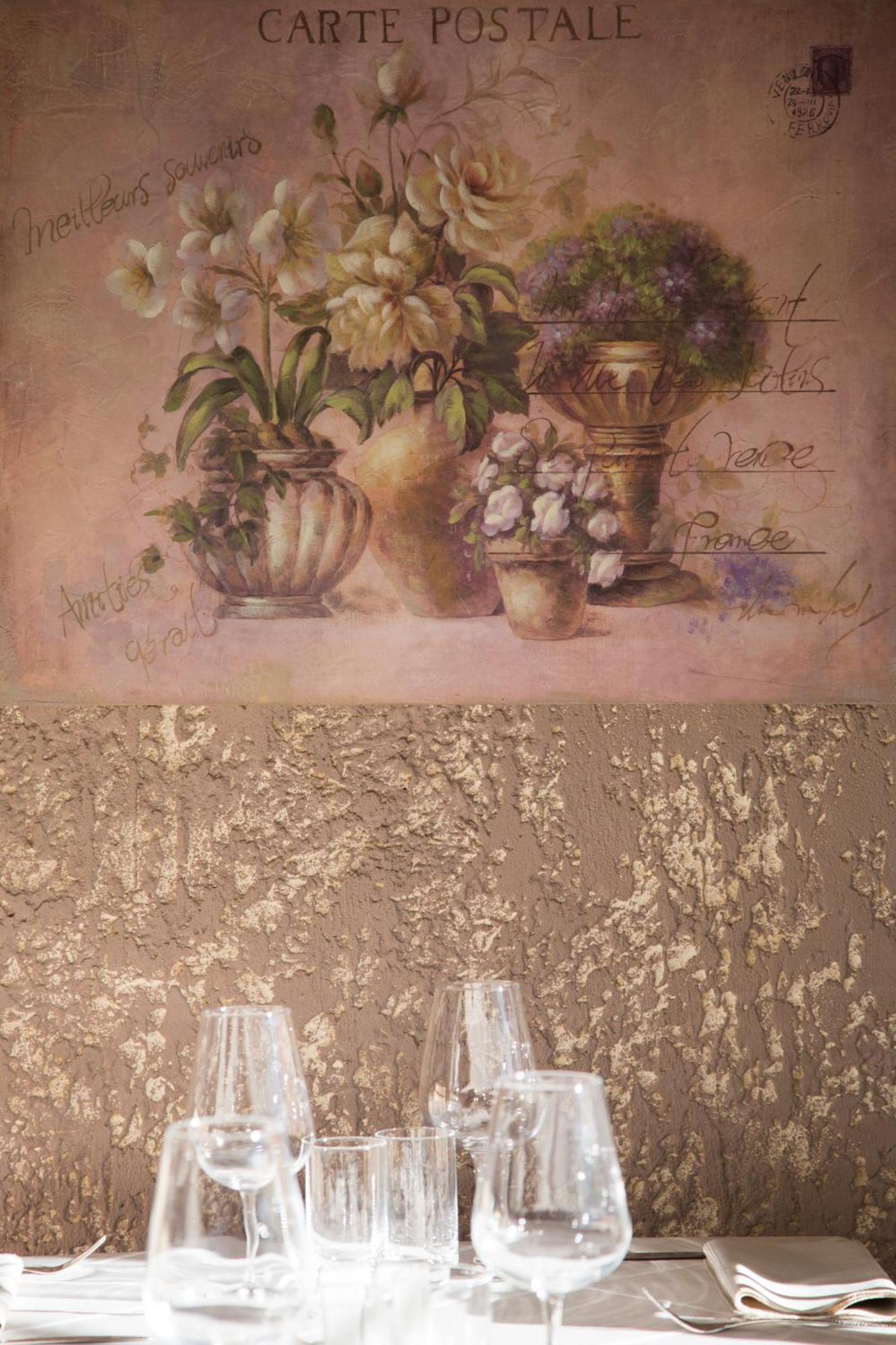 Logis Hotel Restaurant La Farigoule Sainte-Cécile-les-Vignes Zewnętrze zdjęcie