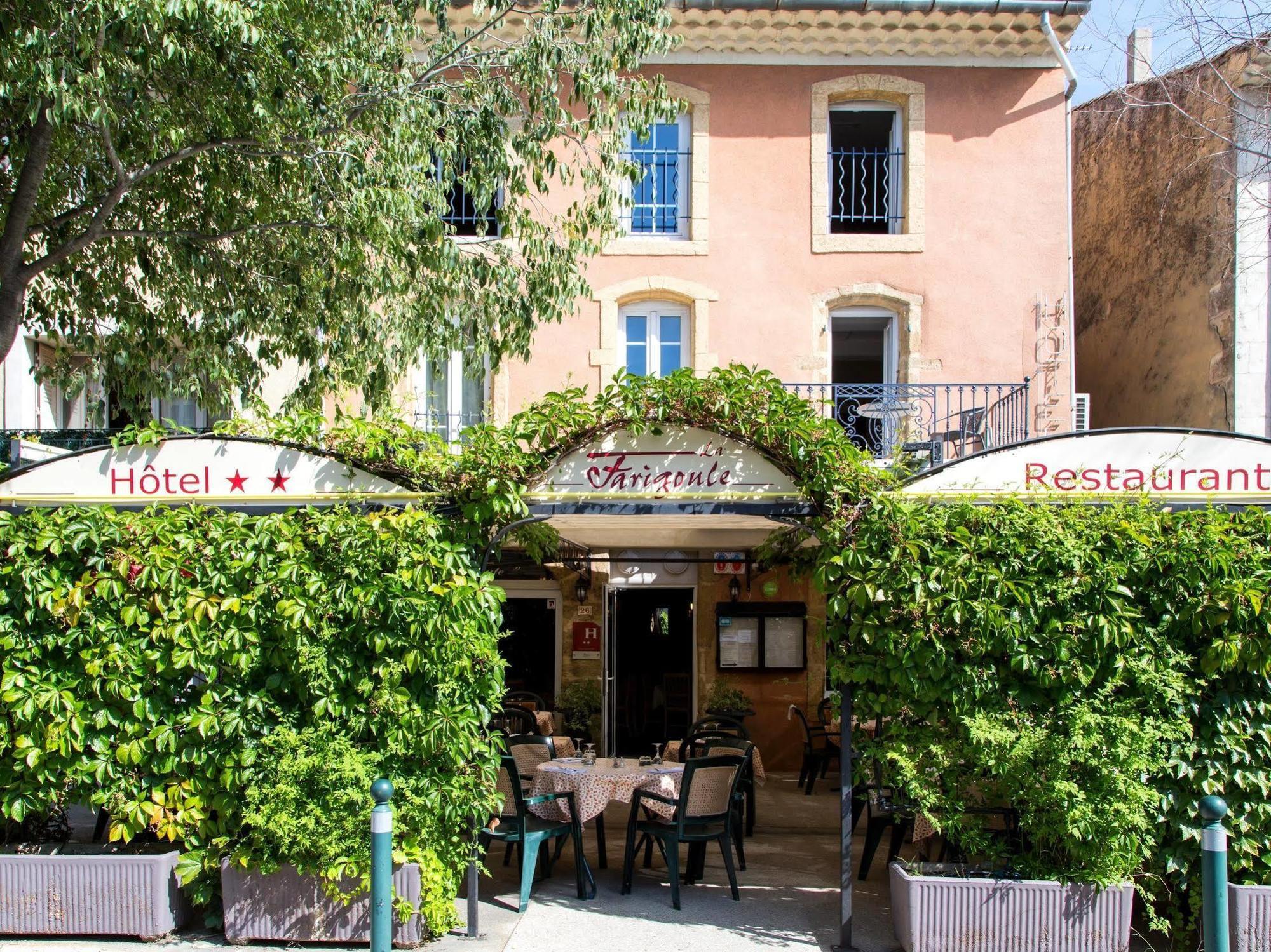 Logis Hotel Restaurant La Farigoule Sainte-Cécile-les-Vignes Zewnętrze zdjęcie
